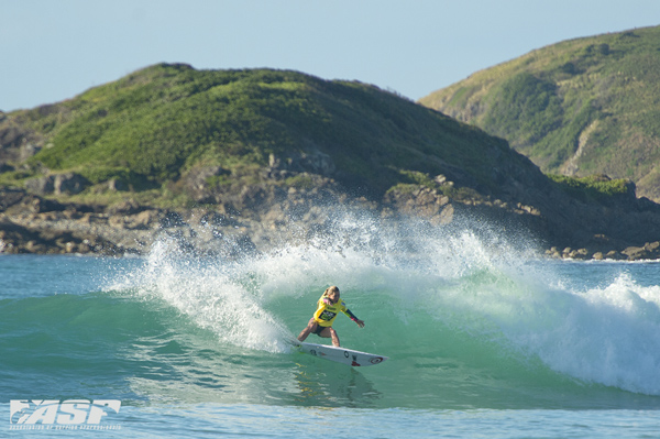 Nikki Van Dijk (Phillip Island, VIC/AUS), is one of only four females left in the women's Be The Influence Surf Pro draw. Pic ASP/Will H-S