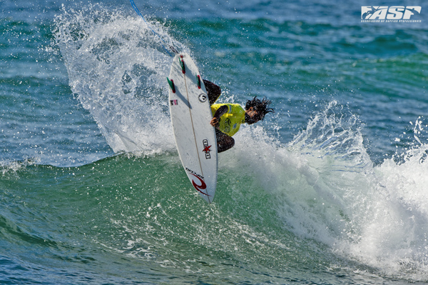 Oney Anwar (IND) exploding into the next round at the Burton Toyota Pro today. Pic ASP/Will H-S