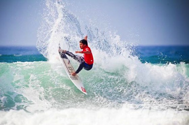 Portuguese up-and-comer Miguel Blanco advanced to Round 3 of the Gijon Pro Junior today. 