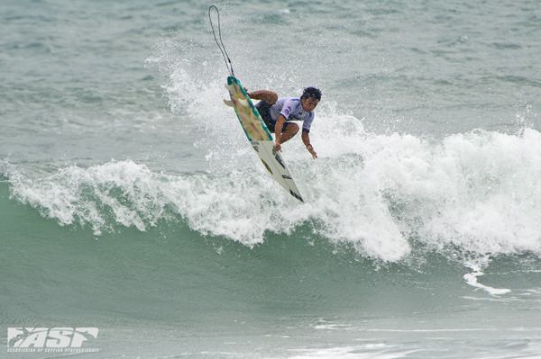 Japan's Yujiro Tsuji (JPN) flies into the Semifinals at the Taiwan Open of Surfing. Pic ASP/Will H-S