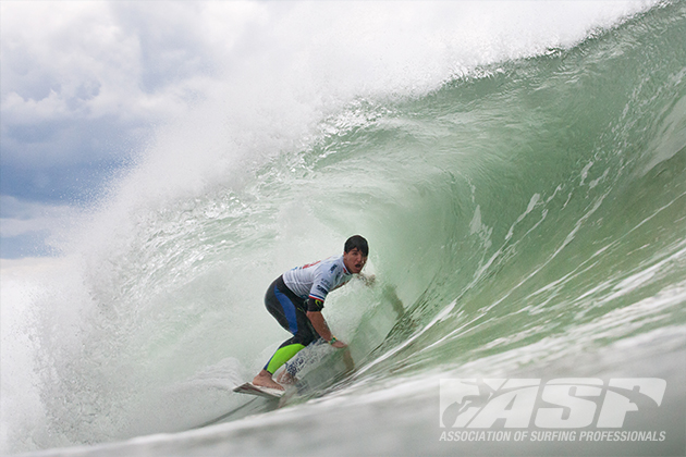 Gabriel Medina (BRA) took top honors today at the iconic la Graviere.