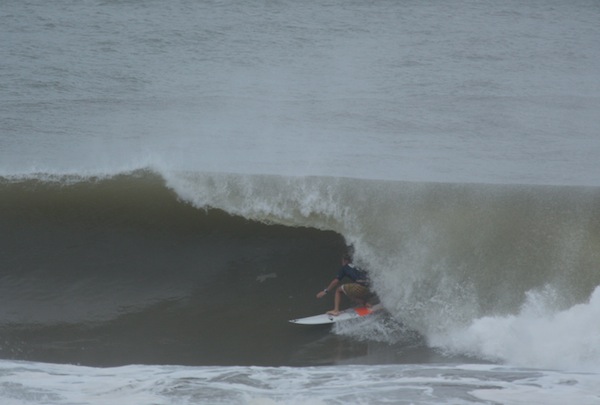 Cody Thompson (USA), 23, earned the day's highest score of 8.67 at the Surf Open Acapulco.