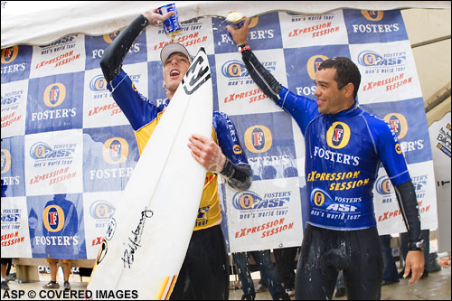 Andy Irons and Raoni Monteneiro Winners of the Mundaka Fosters Expression Session.  Picture credit ASP Tostee